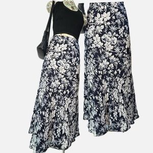 Vintage Kate Hill 100% Silk Navy and White Midi A-Line Floral Skirt 12